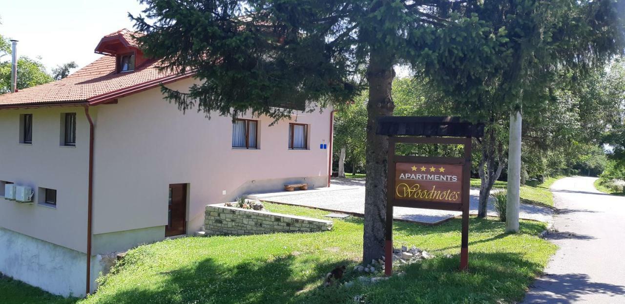 Apartments Woodnotes Licko Petrovo Selo Exterior photo